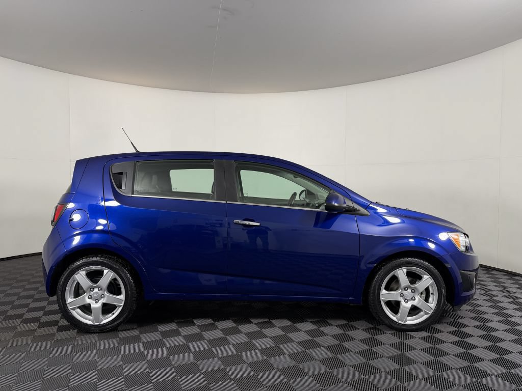 Used 2014 Chevrolet Sonic LTZ FWD image 4