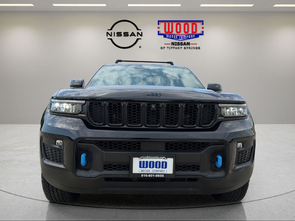 Used 2022 Jeep Grand Cherokee Trailhawk AWD/4WD image 6