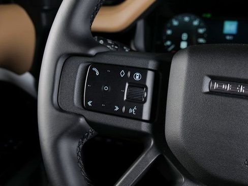 New 2026 Land Rover Defender 130 X-Dynamic SE image 17