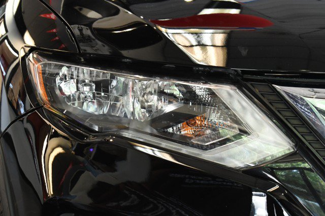 Used 2019 Nissan Rogue SV AWD/4WD image 4