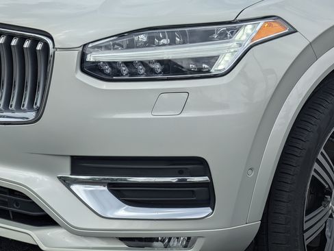 Used 2022 Volvo XC90 T6 Inscription w/ Advanced Package AWD/4WD image 16