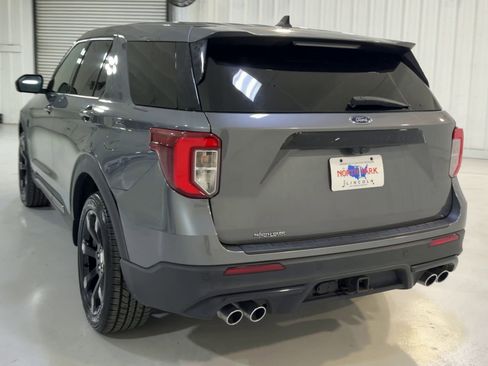 Used 2022 Ford Explorer ST w/ Equipment Group 401A image 8