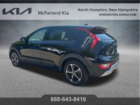 Used 2023 Kia Niro LX FWD image 4
