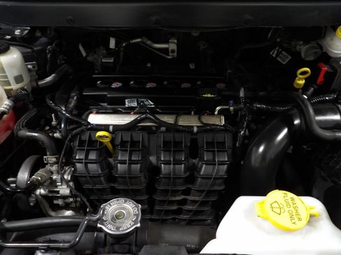 Used 2018 Dodge Journey SE FWD image 18