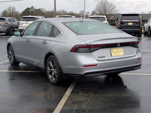 Used 2023 Honda Accord EX image 12