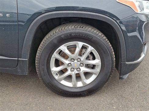 Certified 2021 Chevrolet Traverse LT w/ LPO, Floor Liner Package image 8