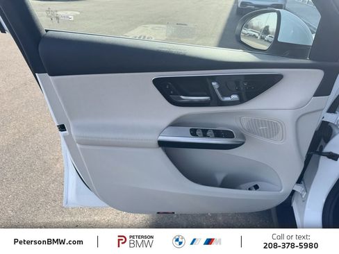 Used 2026 Mercedes-Benz GLC 300 4MATIC image 12