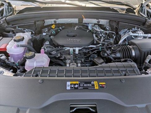 New 2026 Jeep Grand Cherokee Altitude AWD/4WD image 17