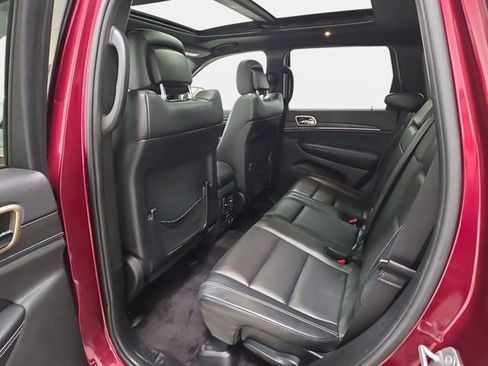 Used 2016 Jeep Grand Cherokee Limited w/ Luxury Group II image 12