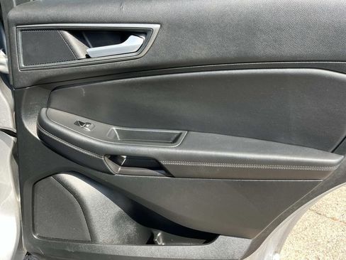 Used 2024 Ford Edge SE image 22