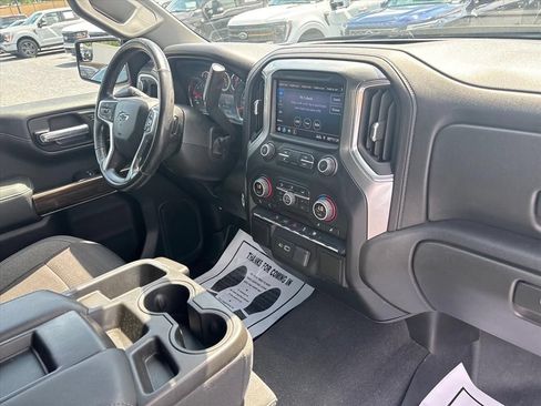 Used 2020 Chevrolet Silverado 1500 RST w/ True North Edition AWD/4WD image 13