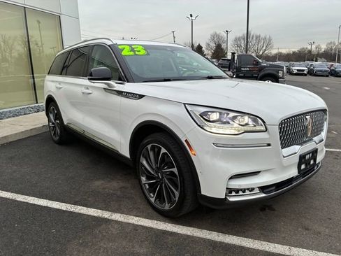 Used 2023 Lincoln Aviator Reserve w/ Equipment Group 201A image 8