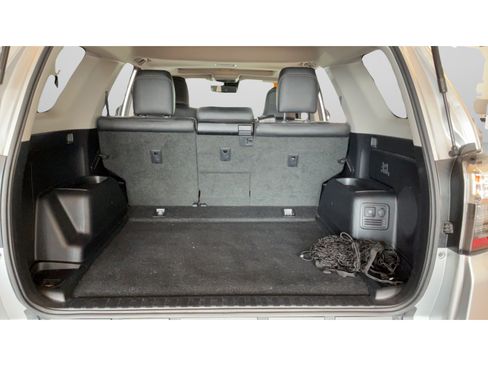 Used 2020 Toyota 4Runner Limited AWD/4WD image 29