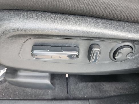 Certified 2024 Honda CR-V EX image 24