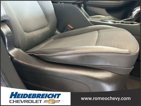 Used 2023 Buick Encore GX Select w/ Safety Package II image 35