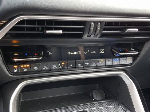 Certified 2024 MAZDA CX-90 Plug-In Hybrid w/ Premium Plus image 19