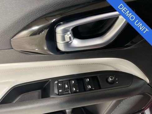 New 2026 Jeep Compass Limited AWD/4WD image 13