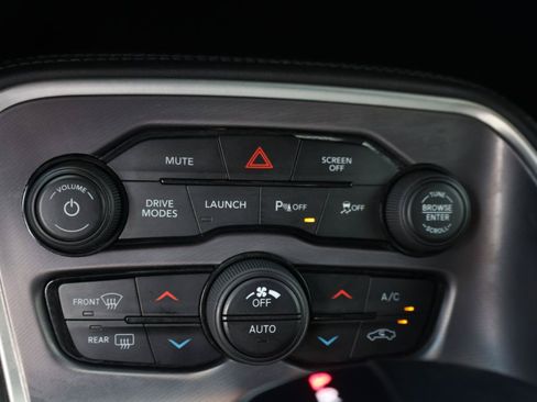 Used 2020 Dodge Challenger R/T Scat Pack RWD image 40