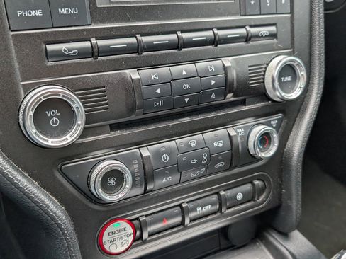 Used 2016 Ford Mustang GT image 10