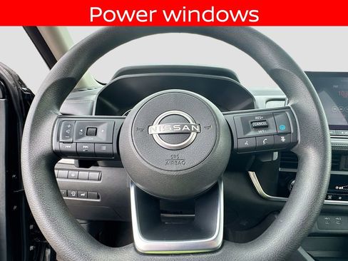 Used 2024 Nissan Rogue SV AWD/4WD image 10