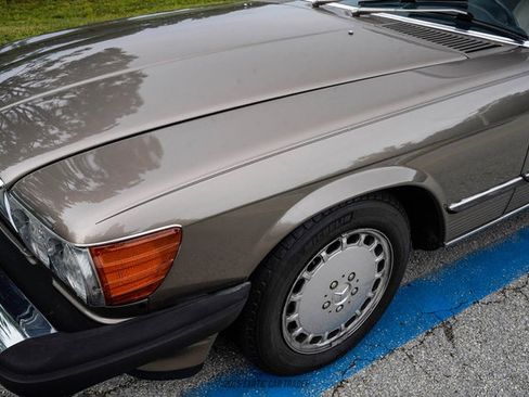 Used 1988 Mercedes-Benz 560 SL image 71