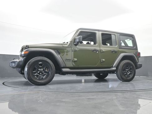 Used 2022 Jeep Wrangler Unlimited Sport image 58
