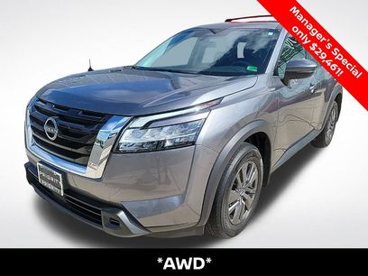 Certified 2022 Nissan Pathfinder SV