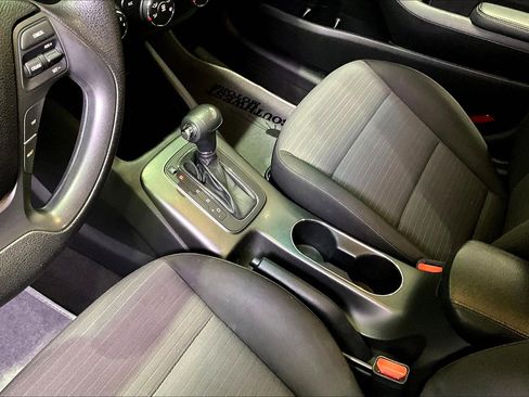 Used 2015 Kia Forte LX w/ Popular Package image 17