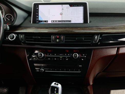 Used 2017 BMW X5 xDrive40e image 43