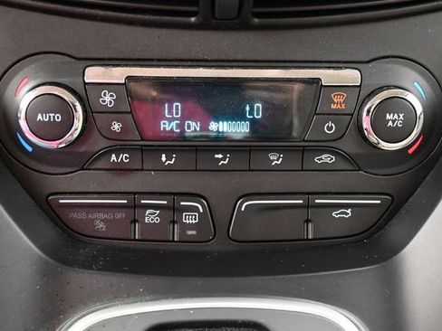 Used 2016 Ford C-MAX SE w/ Equipment Group 201A FWD image 21