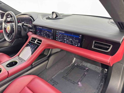 Used 2022 Porsche Taycan Turbo S image 15