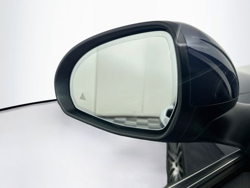 Used 2024 Mercedes-Benz C 300 Sedan image 16