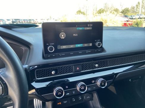 Used 2025 Honda Civic Sport image 36