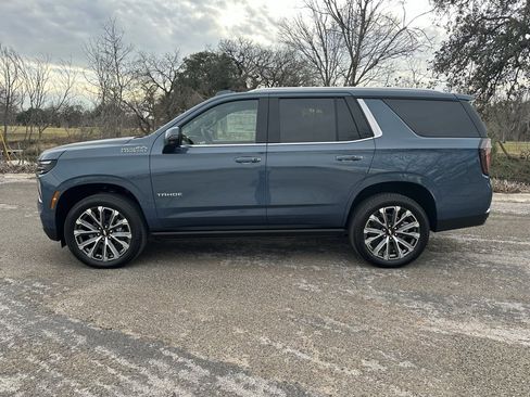 New 2026 Chevrolet Tahoe High Country image 2