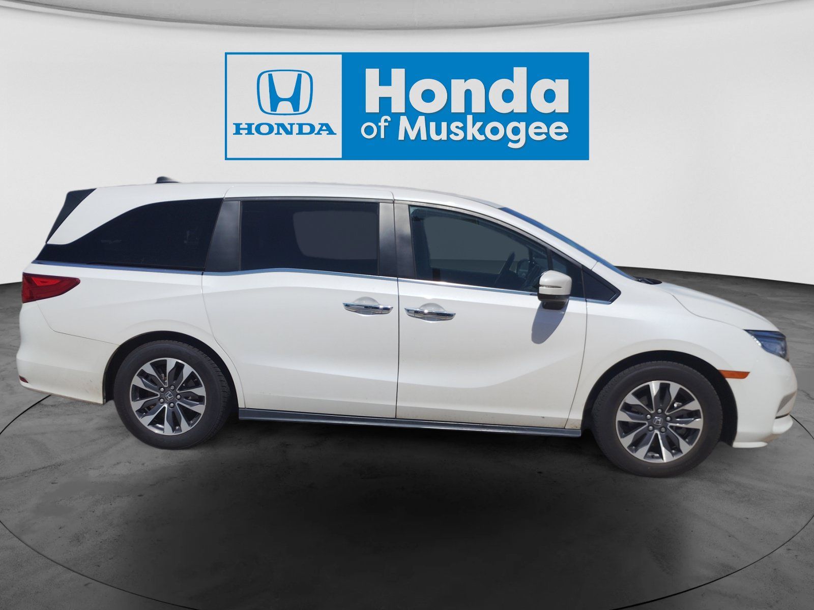 Used 2024 Honda Odyssey EX-L image 4