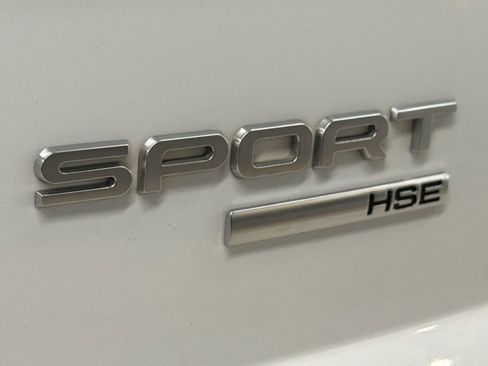 Used 2015 Land Rover Range Rover Sport HSE image 13