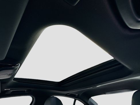 New 2026 BMW 330i 330i w/ Premium Package image 15