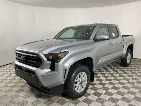 New 2026 Toyota Tacoma SR5 image 3