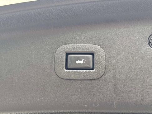 Used 2019 INFINITI QX80 Luxe w/ 22" Wheel Package image 14