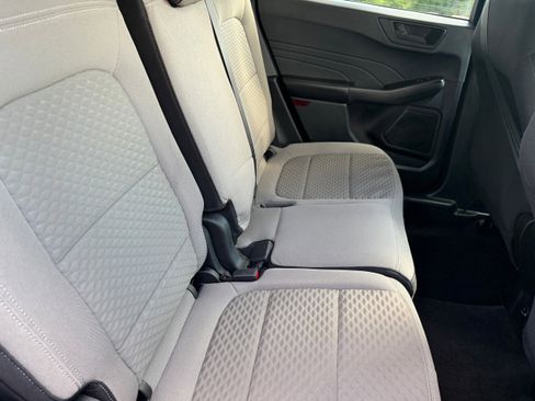 Used 2022 Ford Escape SE AWD/4WD image 19