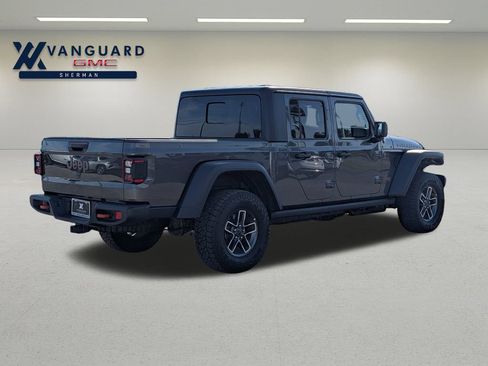Used 2026 Jeep Gladiator Mojave AWD/4WD image 7