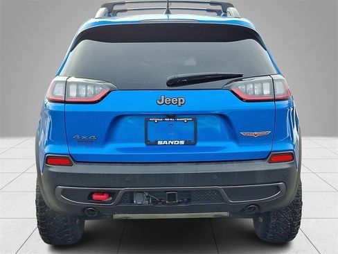 Used 2020 Jeep Cherokee Trailhawk w/ Cold Weather Group image 5