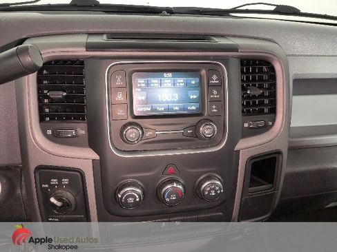 Used 2014 RAM 1500 Express image 19
