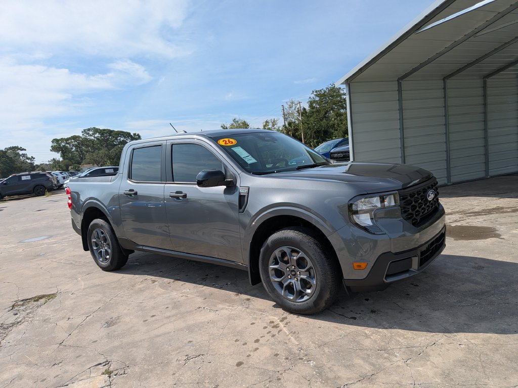 Used 2026 Ford Maverick XLT w/ XLT Luxury Package FWD image 2