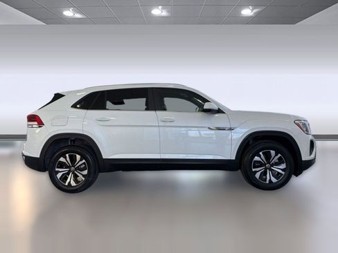 New 2026 Volkswagen Atlas Cross Sport SE AWD/4WD image 8