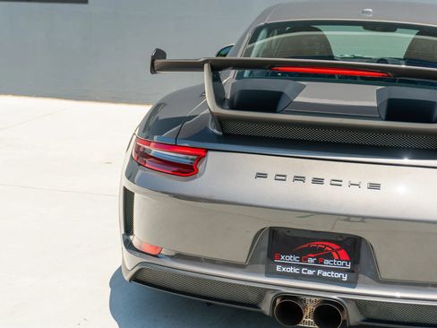 Used 2018 Porsche 911 GT3 RWD image 44