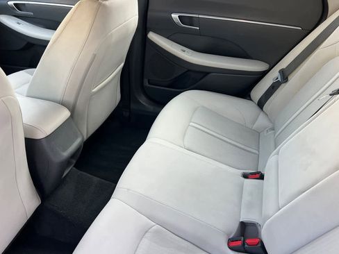 Used 2023 Hyundai Sonata SEL image 5
