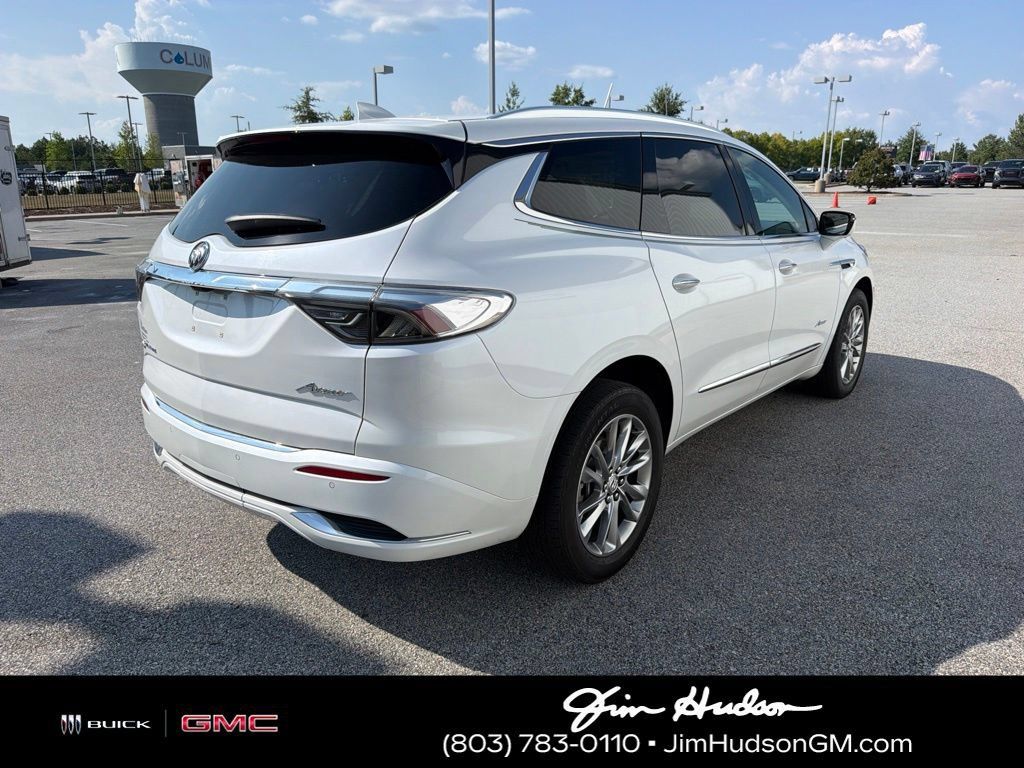 Used 2023 Buick Enclave Avenir w/ Avenir Technology Package AWD/4WD image 4