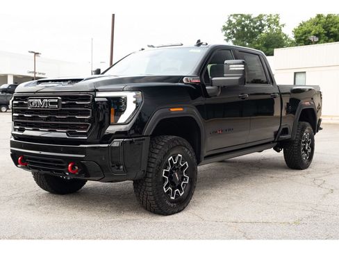 New 2026 GMC Sierra 2500 AT4X w/ LPO, Black Badging Package AWD/4WD image 4