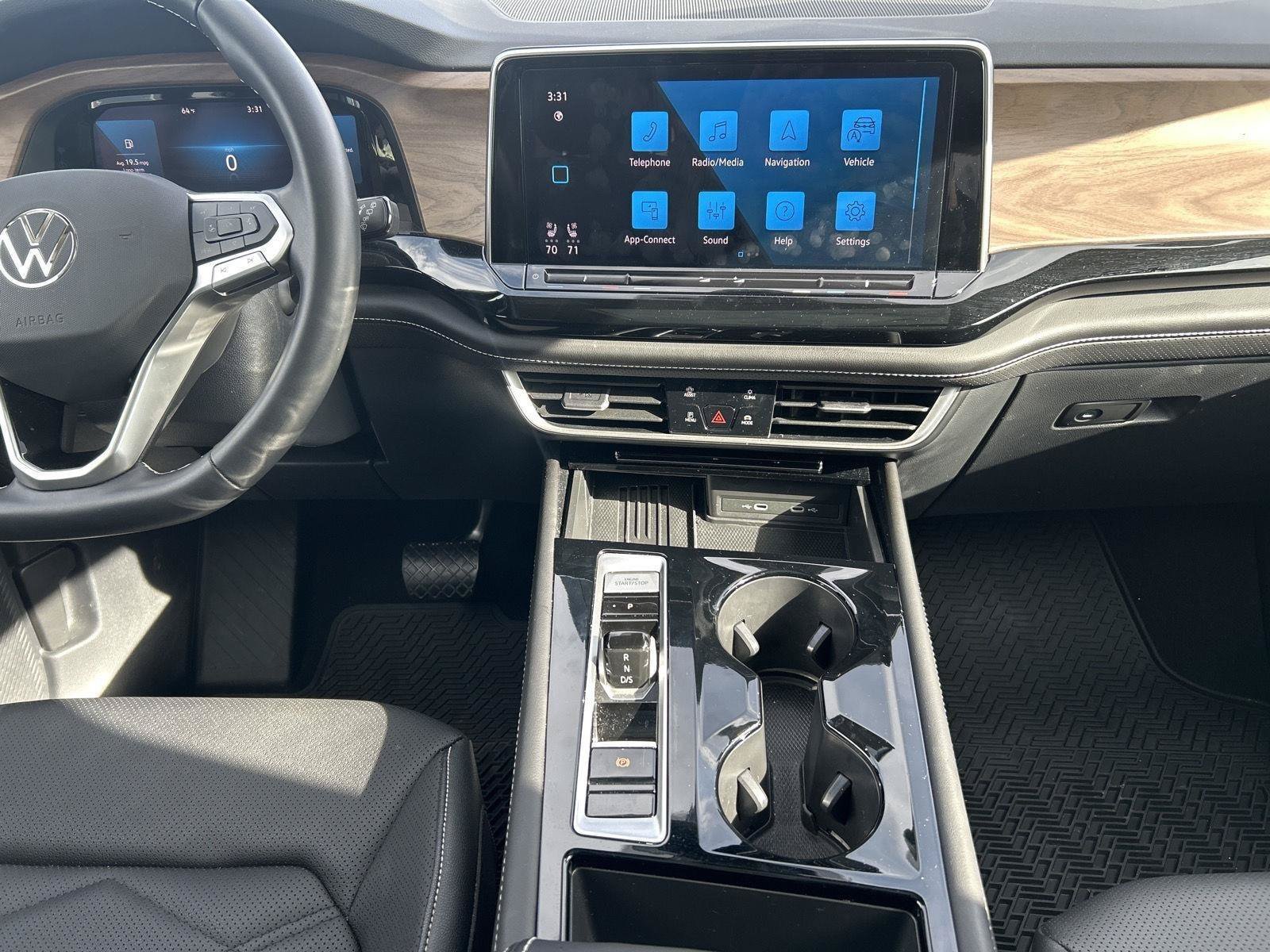 Used 2026 Volkswagen Atlas SE w/ Panoramic Sunroof Package AWD/4WD image 18